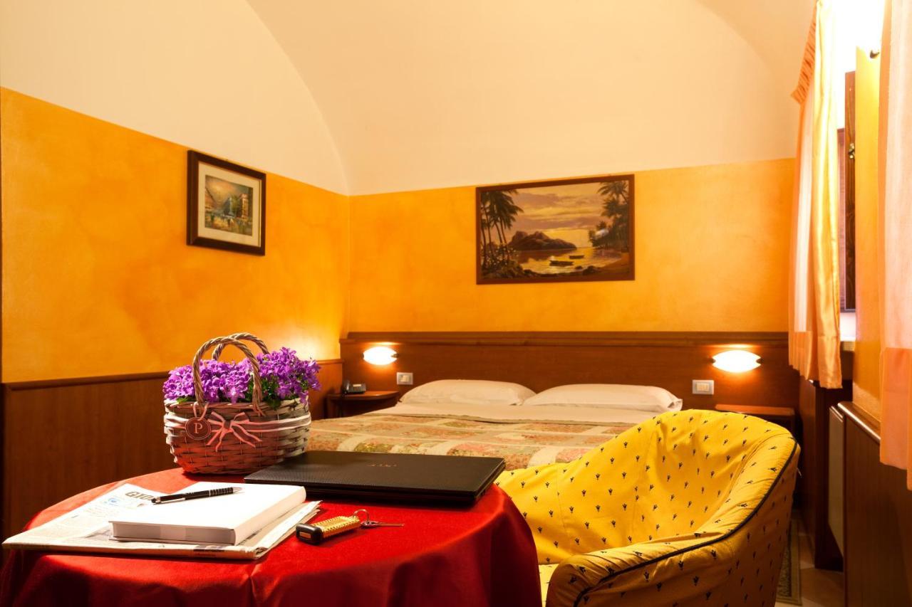 Hotel Antica Fonte ブレシア エクステリア 写真